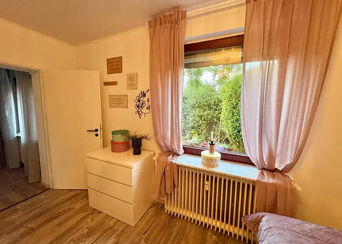 Ferienapartment Seelenglueck Mit Eingezaeuntem Garten Lägenhet *